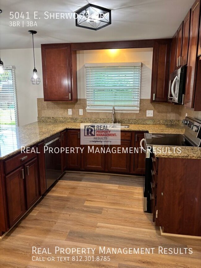 Photo - 5041 E Sherwood Dr