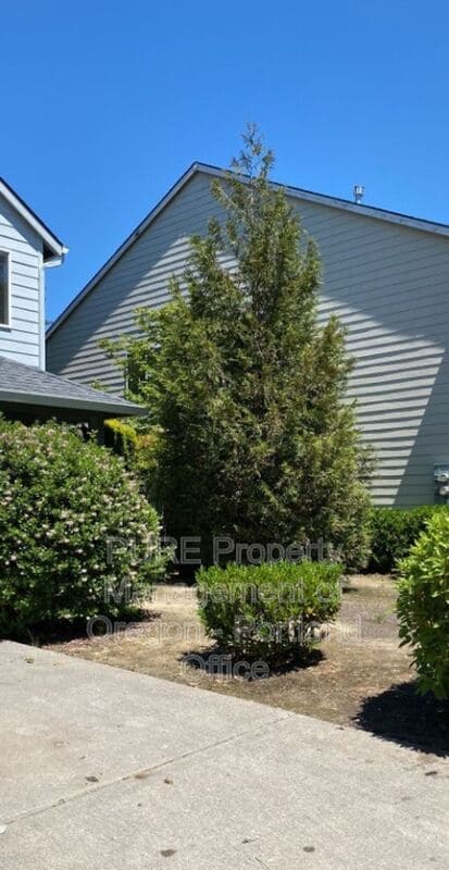 Photo - 15617 NE Milton Pl