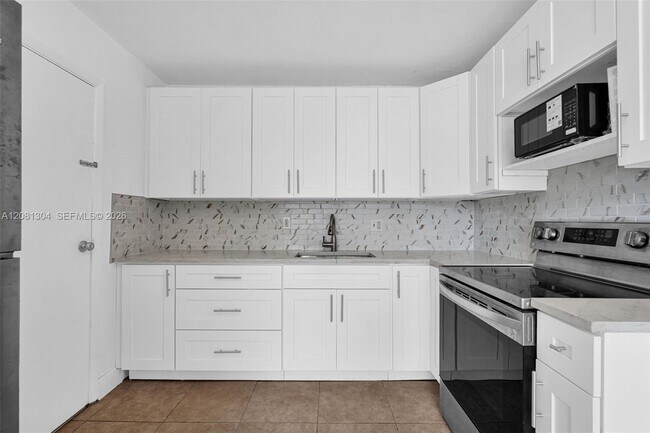 Photo - 3541 NW 7th Pl