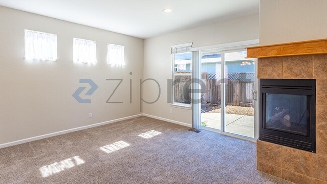 Photo - 1251 Clover Dr