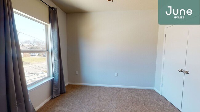 Full room in 5-bed/2.0-bath Home - Full room in 5-bed/2.0-bath Home Unidad B