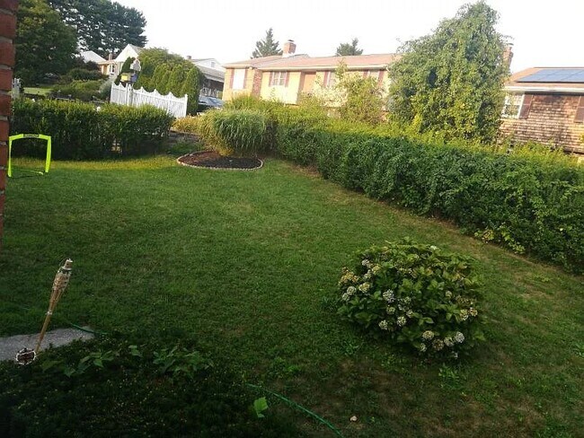 Photo - 7823 Perry Rd