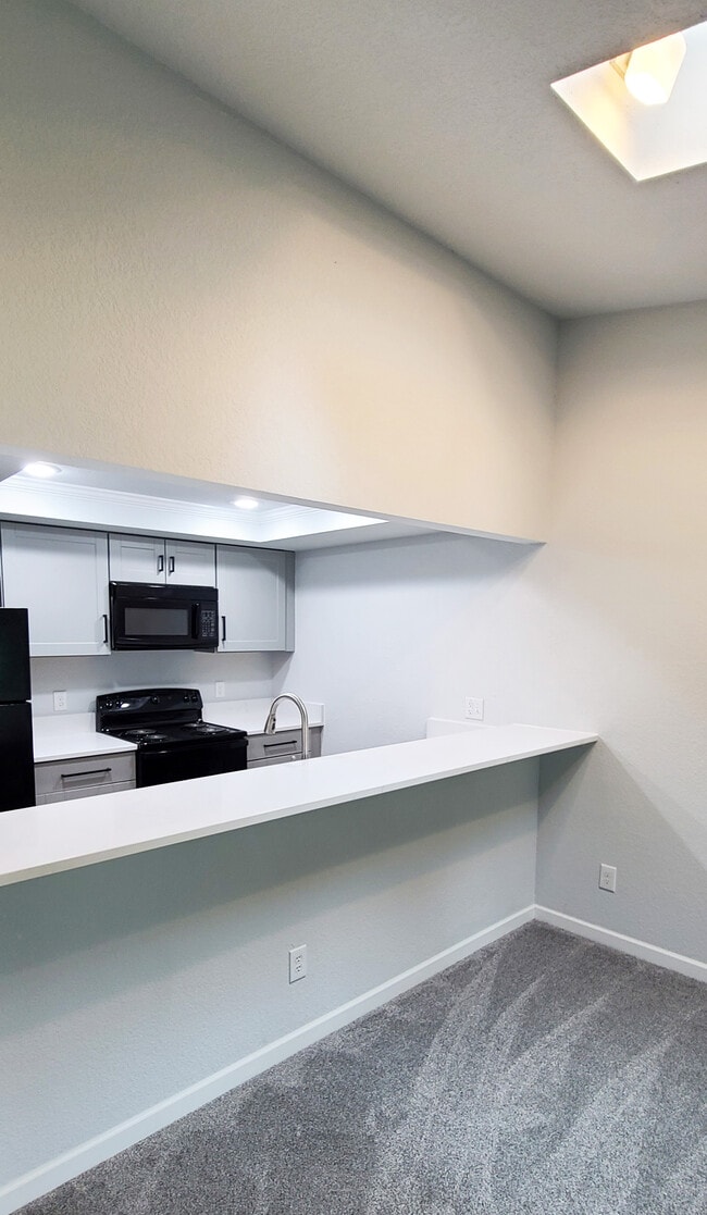 Photo - 11711 100th Ave NE Unidad Top right