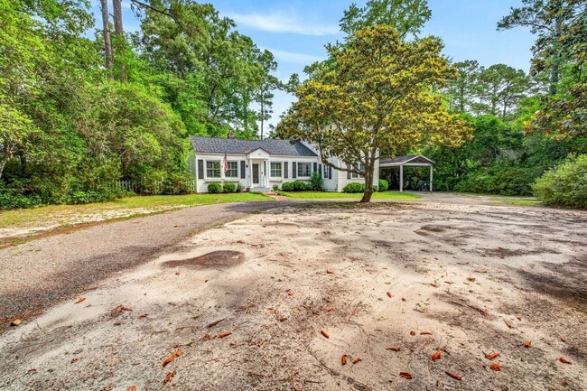 Photo - Comfort and Convenience in the Heart of Summerville
