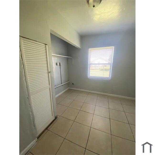 Photo - 238 NW 11th Ave