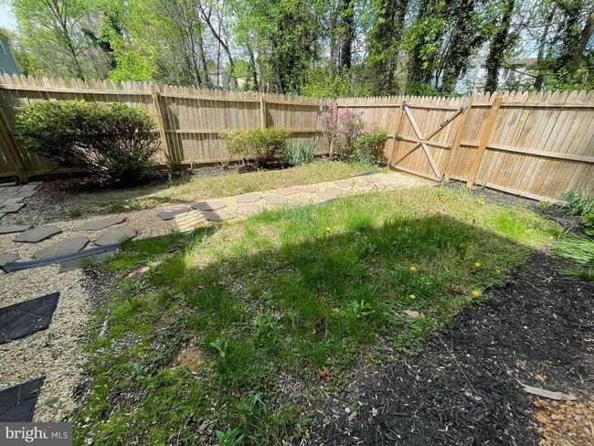 Photo - 1928 Rainbow Ct