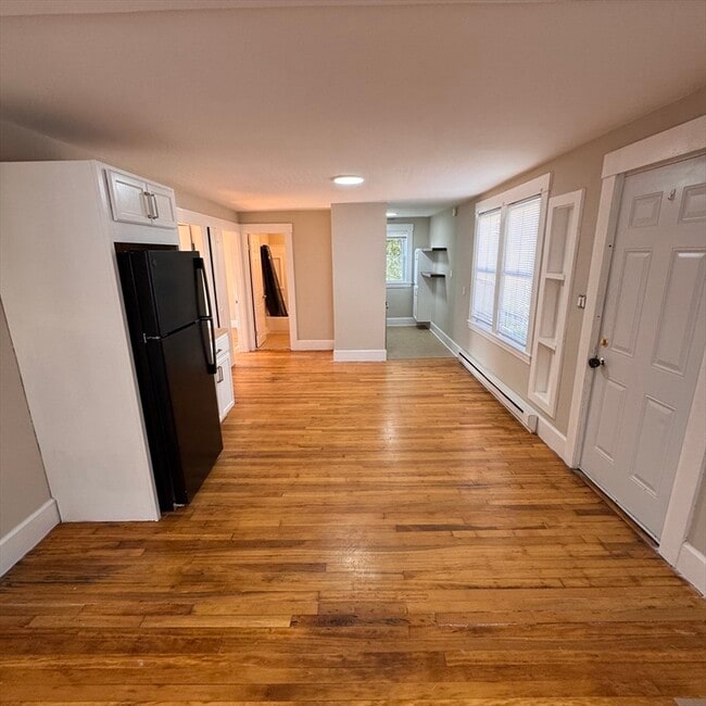 133 Baker St Unit 3