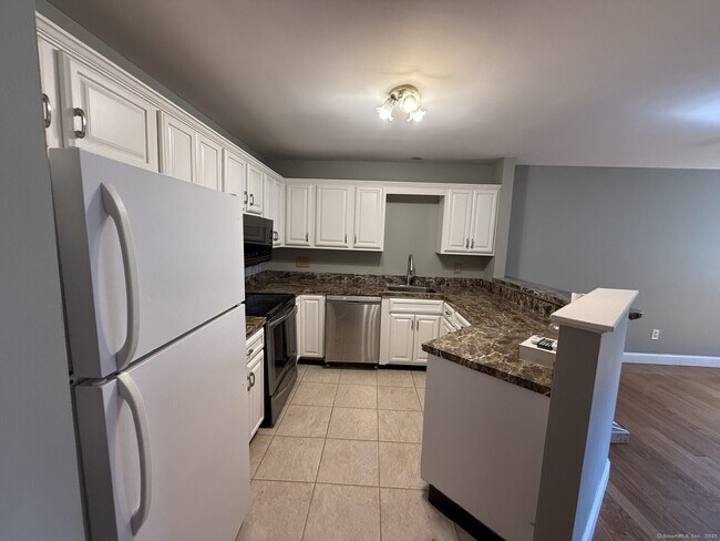 Photo - 8 Rose Ln Unit APT 26-10