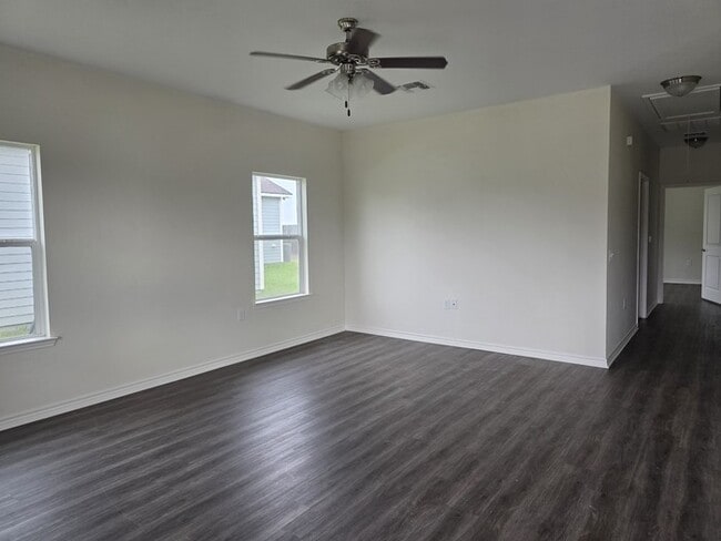 Photo - 3/2/2 Ready for Move In