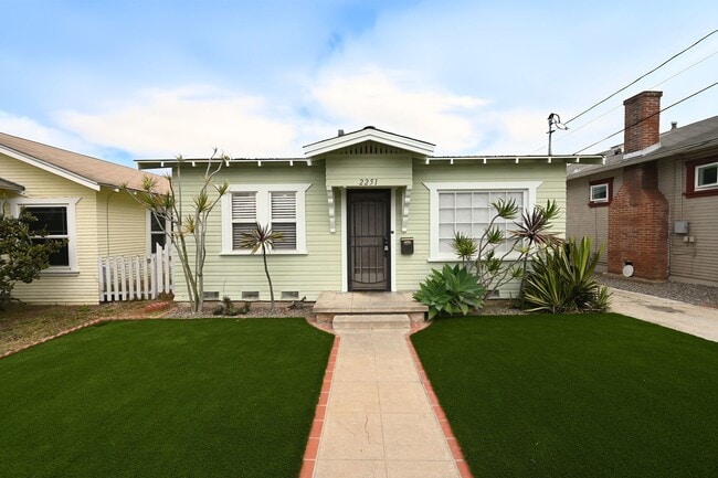 Charming 1 Bedroom Cottage in Ocean Beach - Charming 1 Bedroom Cottage in Ocean Beach House