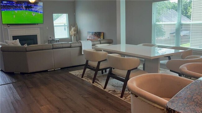 Photo - 1301 Rose Terrace Cir