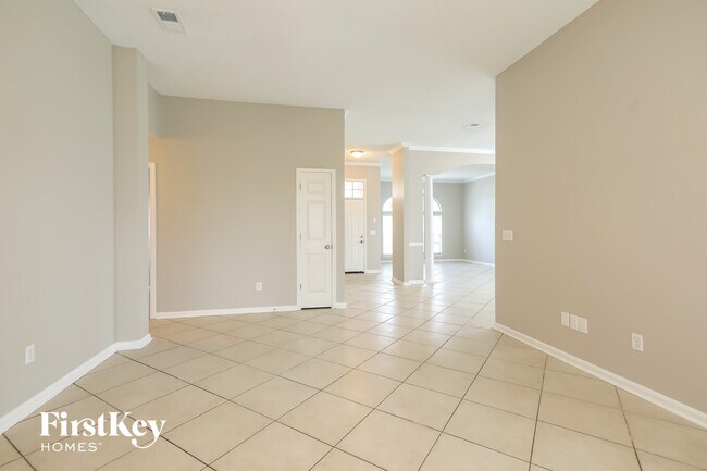 Photo - 5372 Chestnut Lake Dr