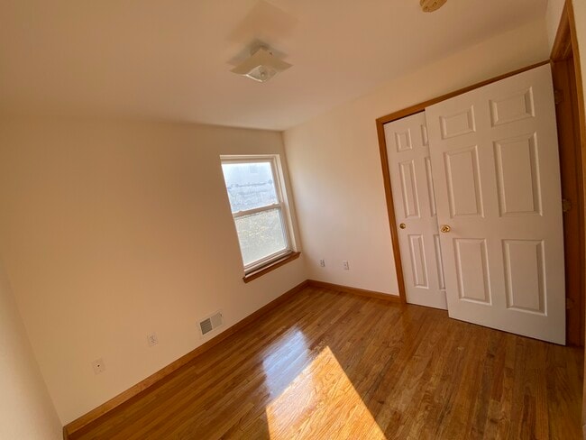 Photo - 725 Jersey St Unit 2