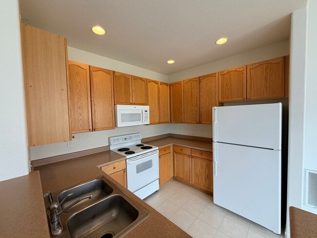 Photo - 8456 S Hoyt Way