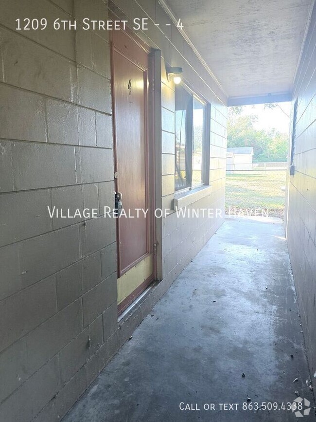 Building Photo - Cozy 1 Bedroom Apt in prime location! Unit 4