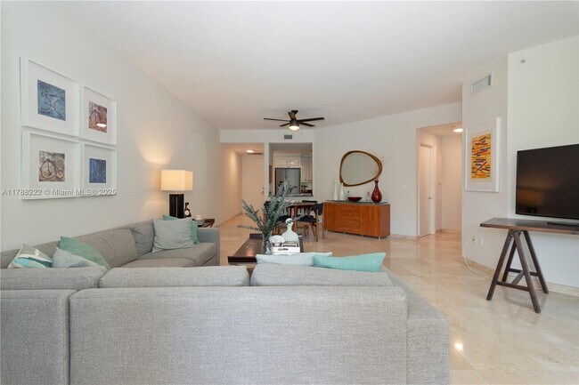 Photo - 715 Crandon Blvd Unit 306