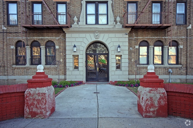 410 Eastern Parkway