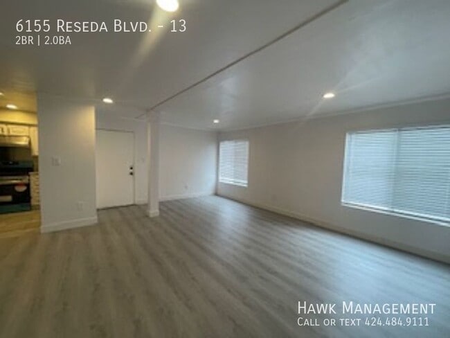 Photo - 6155 Reseda Blvd