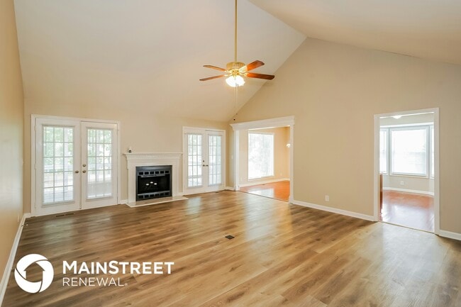 Photo - 1204 Curran Ct