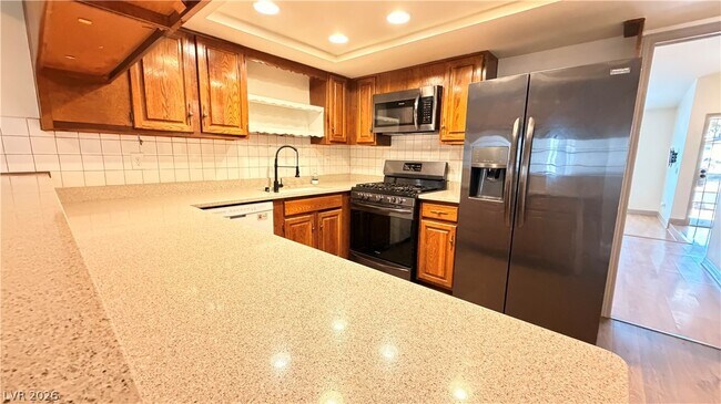 2783 Carnation Ln