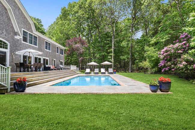 Photo - 2795 Deerfield Rd