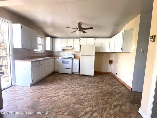 Photo - 780 Hazle St