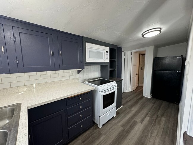 Photo - MOVE IN SPECIAL!!!  2BR/1BA House w/ bonus room available FOR RENT NOW!