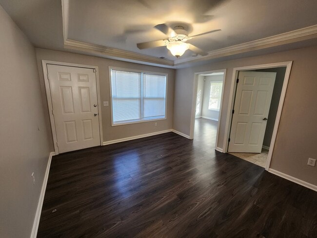 Photo - Beautiful 2 bedroom 2 full bath condo clos... Unit 1