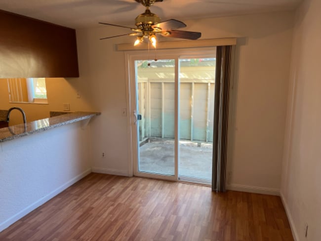 Photo - 8236 Center Pkwy