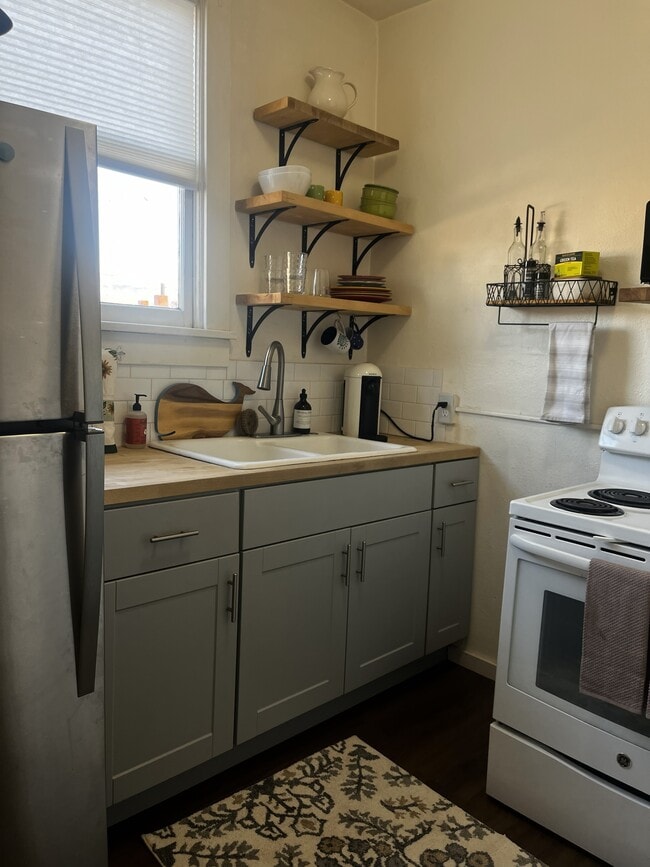 Photo - 500 Sycamore St Unit B