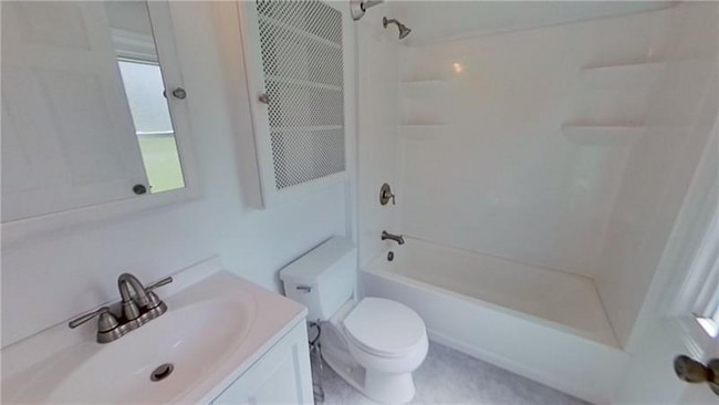 Photo - 1001 Fairview Dr