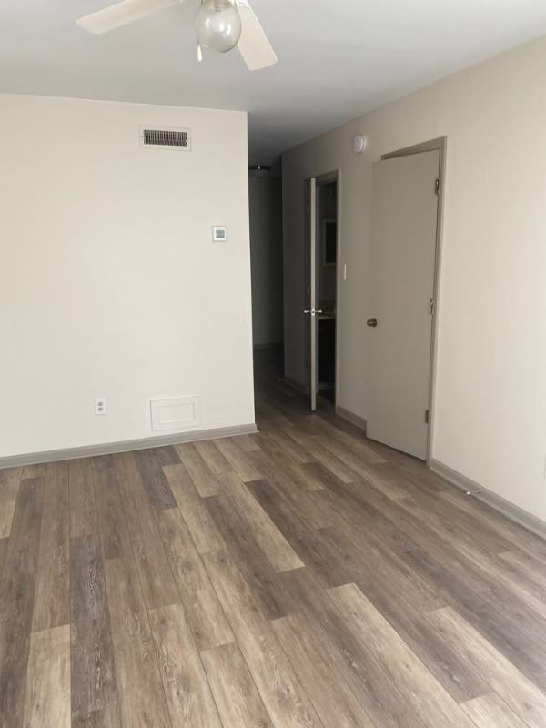 Photo - 443 9th Ave NE Apartment Unit Left
