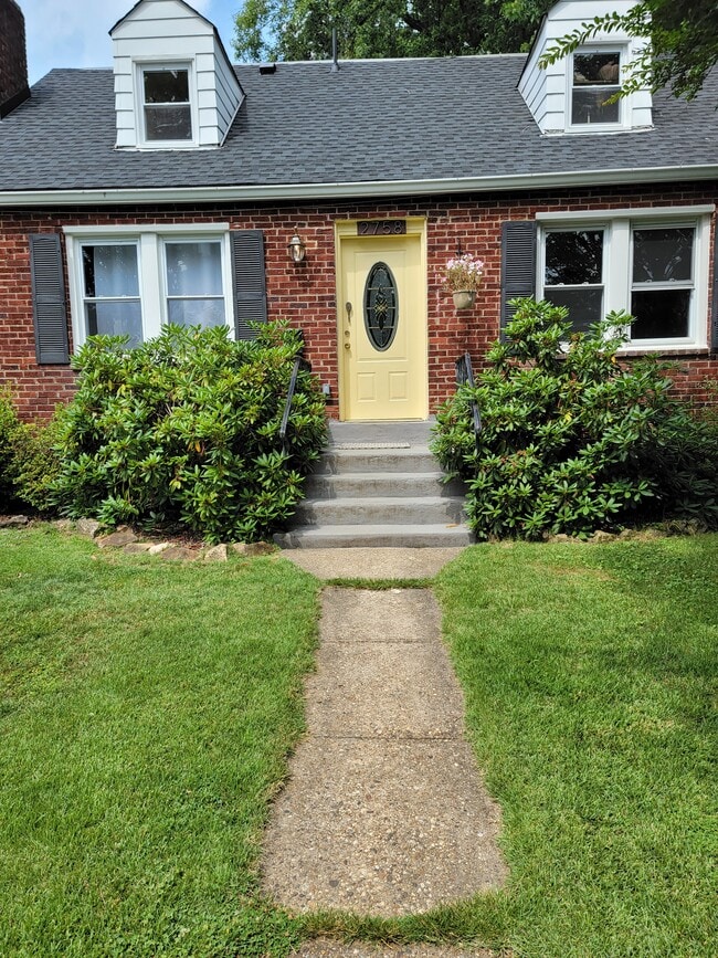 Photo - 2758 W George Mason Rd Unit 1