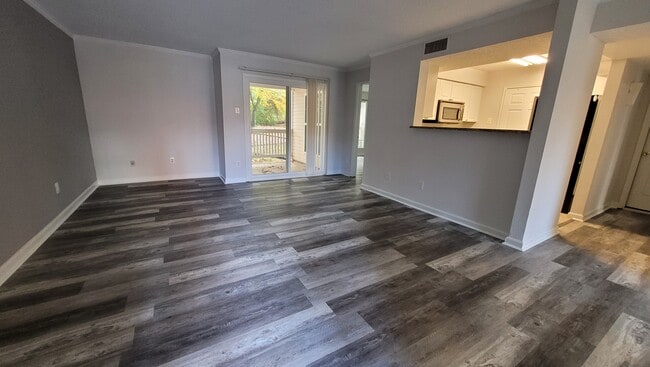 Living Room - 1509 Lincoln Way Unit 104