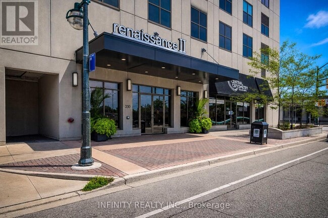 Photo - 330 Ridout St N Unit 1005