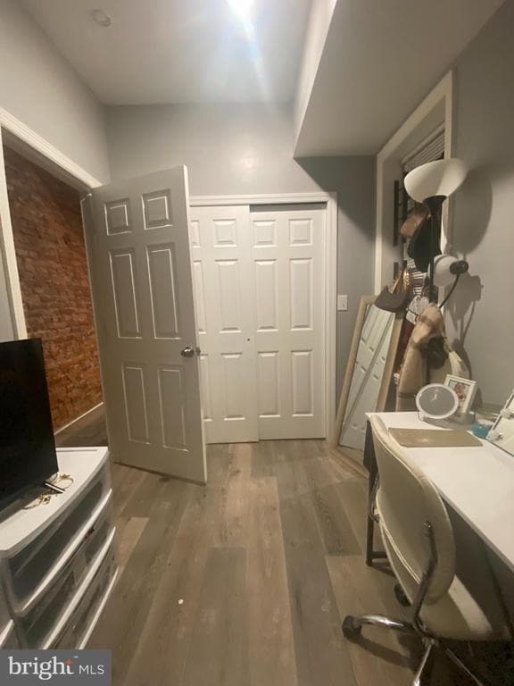 Building Photo - 1717 Fontain St