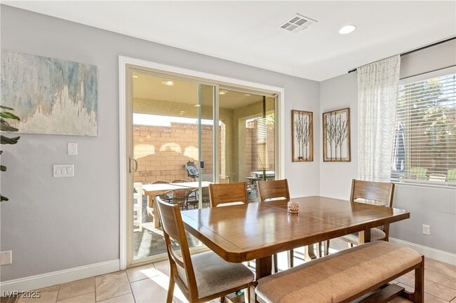 Photo - 10331 Western Pine Ave