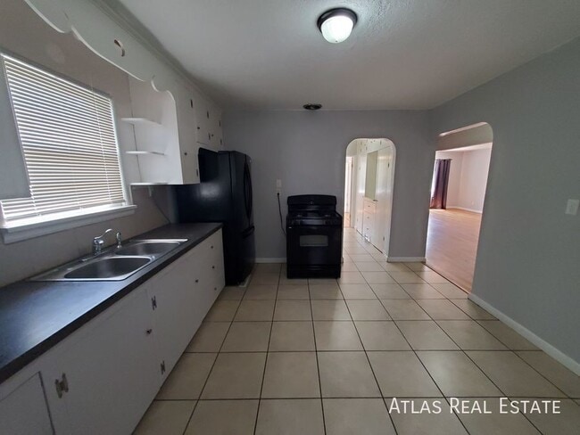 Photo - 2130 5th Ave Unit Main