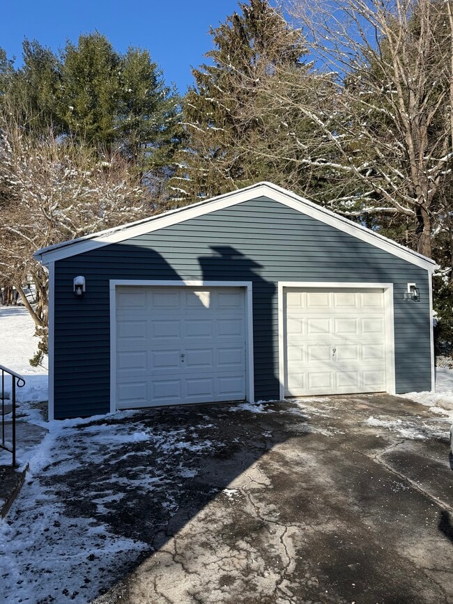 Photo - 27 Alpine Dr