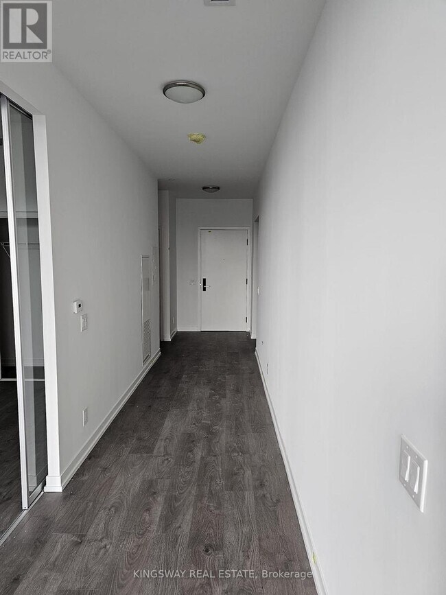 Photo - 270 Dufferin St Unit 1123