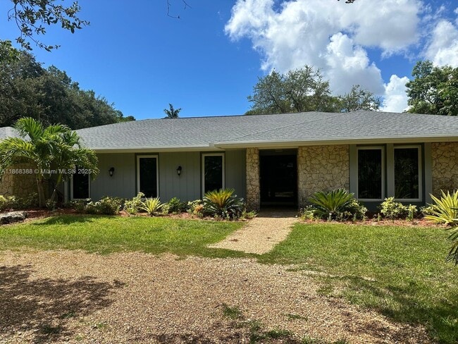 Building Photo - 9480 SW 99th St Rental