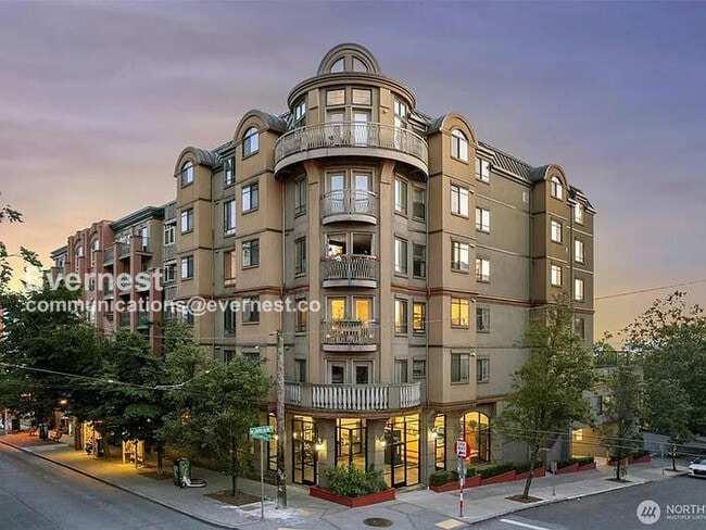 Building Photo - Lovely 1 Bed, 1 Bath Condo with Garage / P... Unit 102