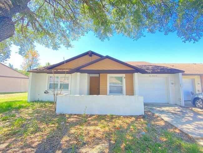 Building Photo - 135 Sand Pine Cir