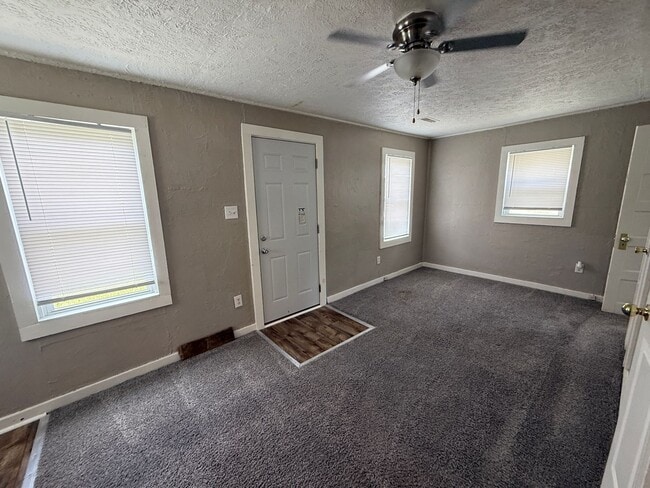 Photo - Cozy 1 Bed 1 Bath - Available Now!
