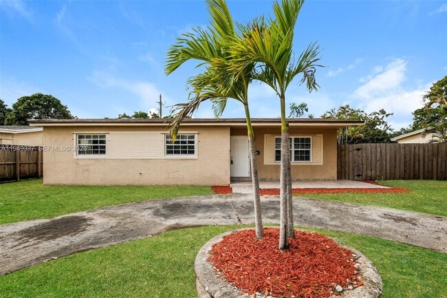 Building Photo - 240 N 69th Way