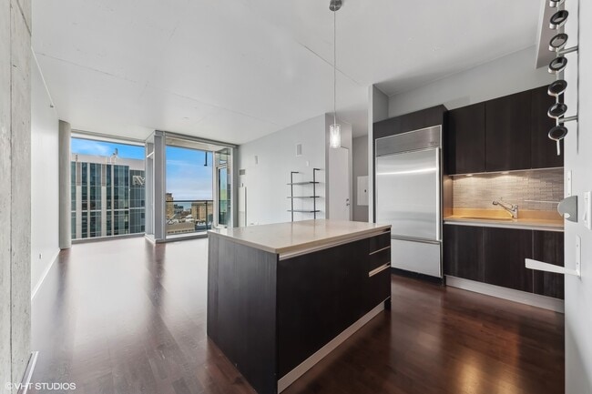 Photo - 600 N Fairbanks Ct Unit 3303