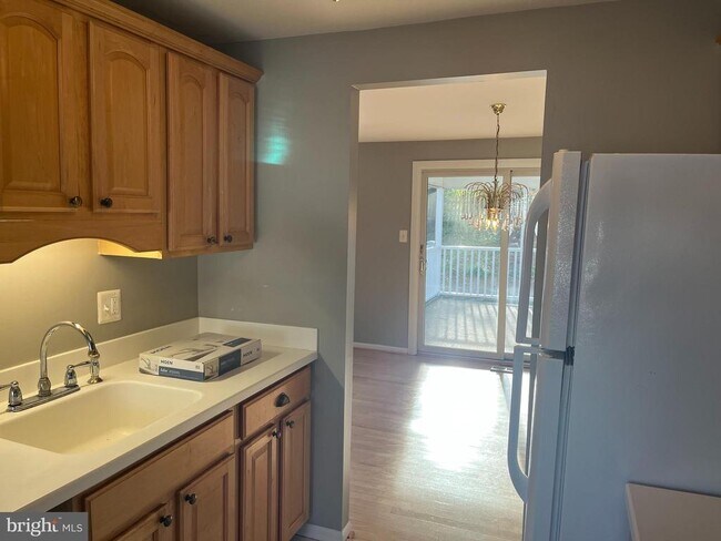 Photo - 3233 Holly Berry Ct