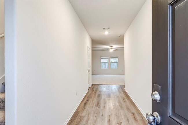 Photo - 7706 Poppy Petal Dr