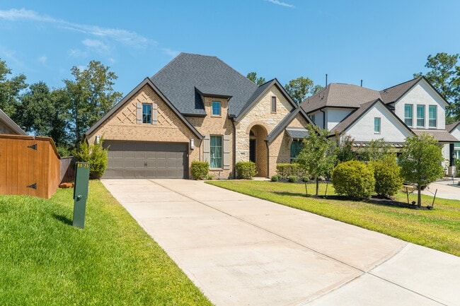 413 Brackendale Ct