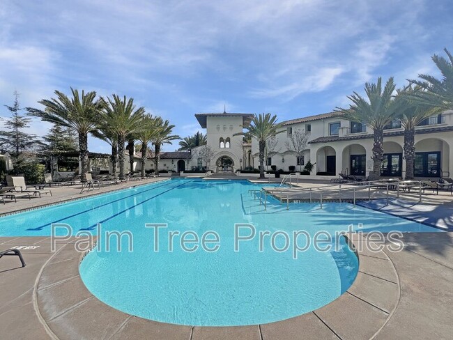 Photo - 1636 Avenida Aviare Townhome